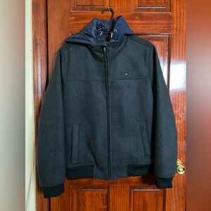 Tommy Hilfiger Men’s Layered Hooded Tech Jacket size Small